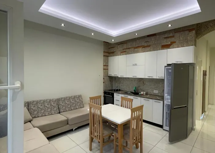 Franco Apartamento Tirana