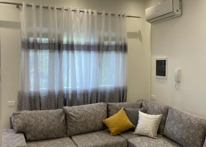 Apartamento Franco Tirana