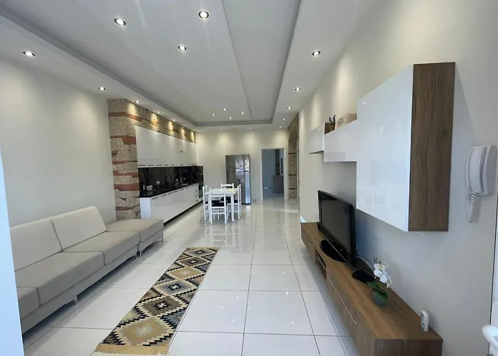 Apartamento Franco Tirana