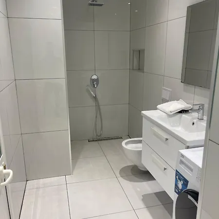 Appartement Franco Tirana