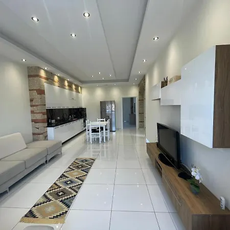 Appartamento Franco Tirana