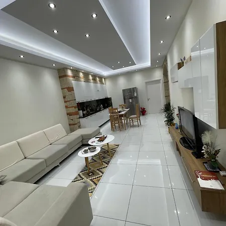 Franco Appartement Tirana